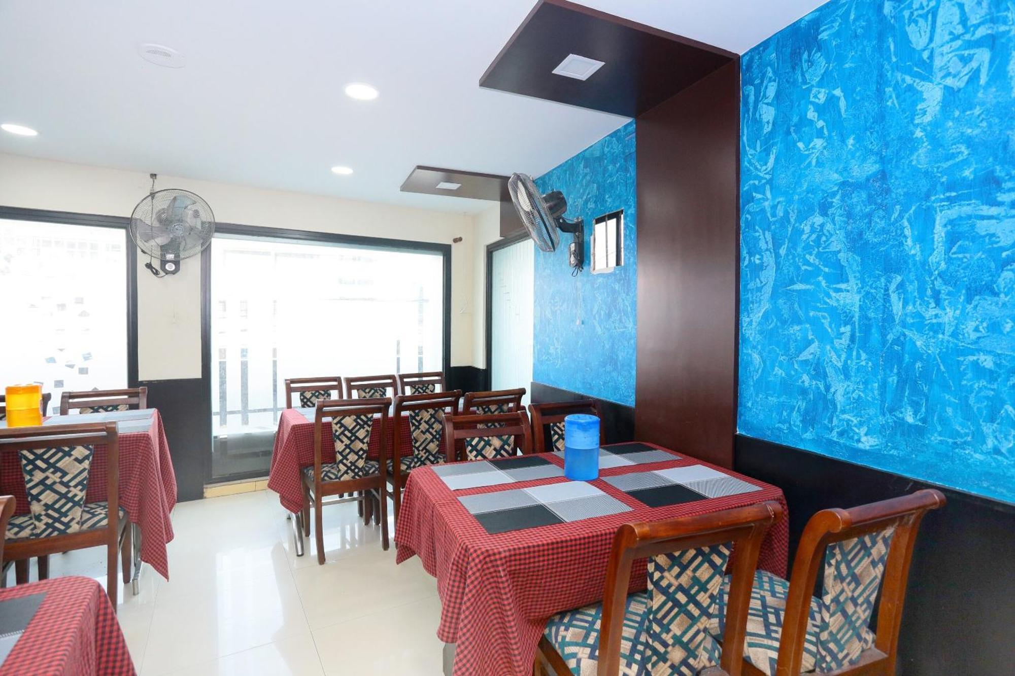 Hotel O Malabar Plaza Kochi Exterior foto