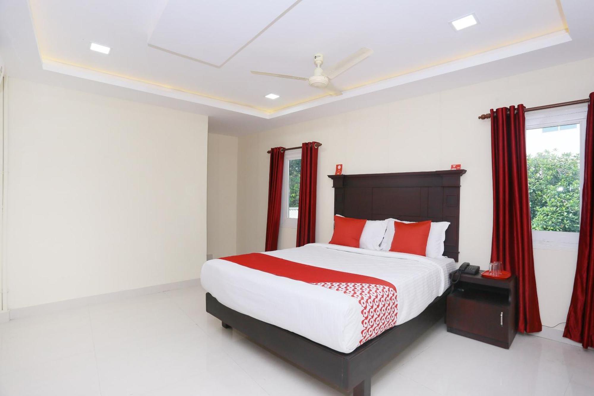 Hotel O Malabar Plaza Kochi Exterior foto