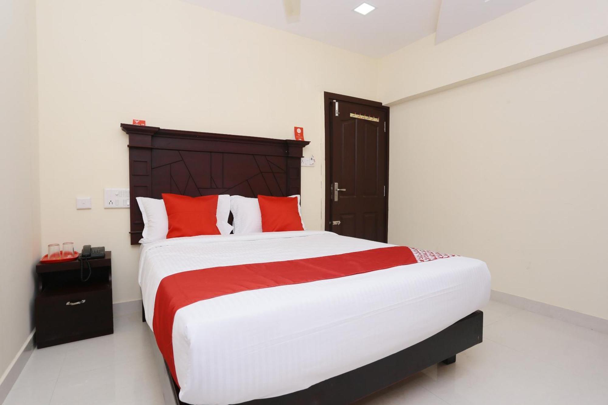 Hotel O Malabar Plaza Kochi Exterior foto