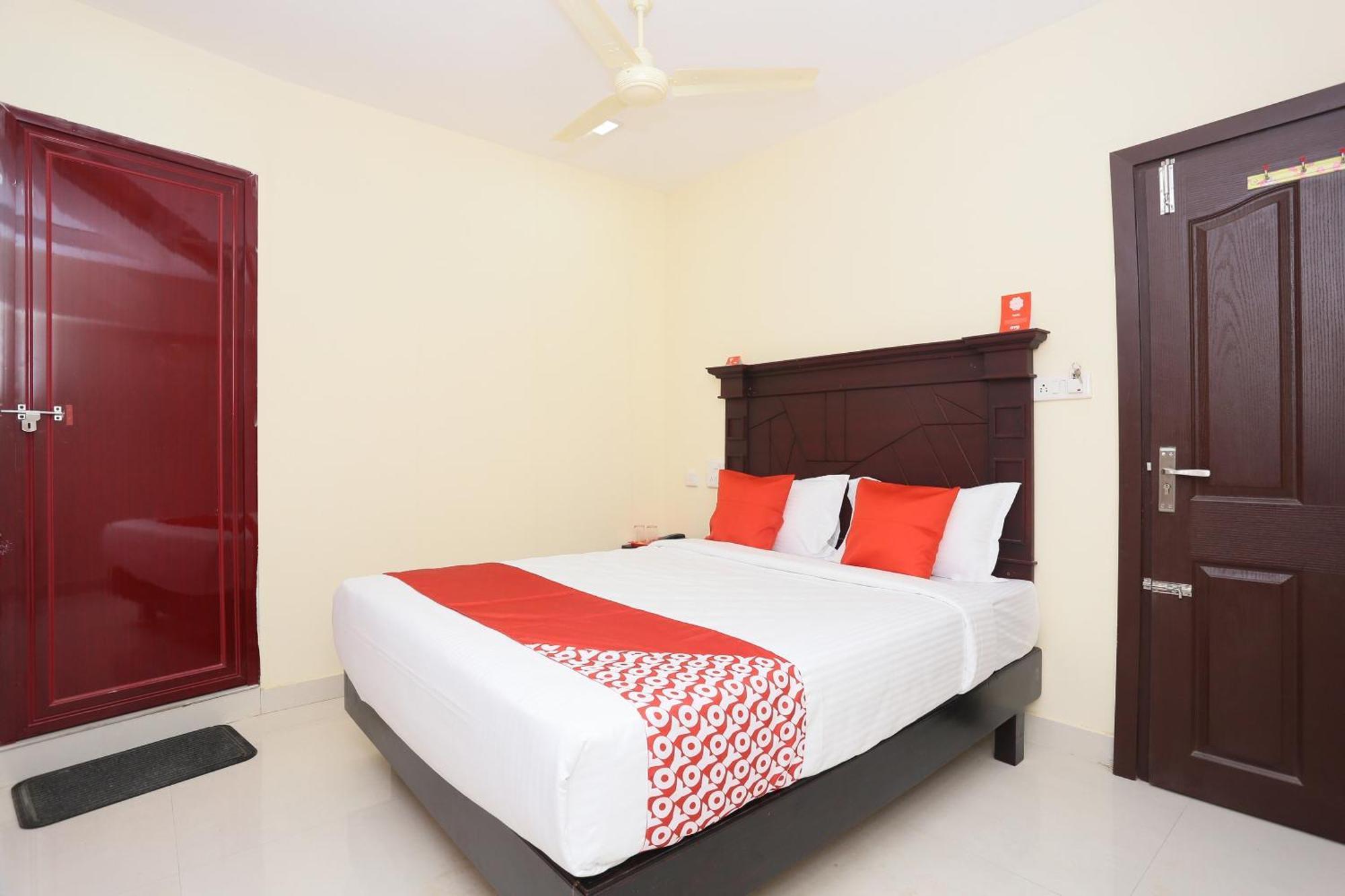 Hotel O Malabar Plaza Kochi Exterior foto